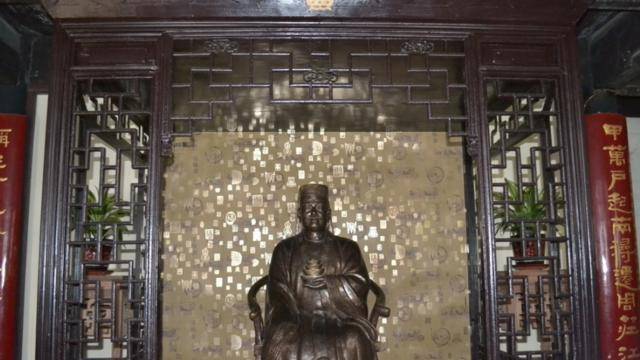 几百年前一个农民，白手起家身价六千亿人民币，可惜被朱元璋盯上