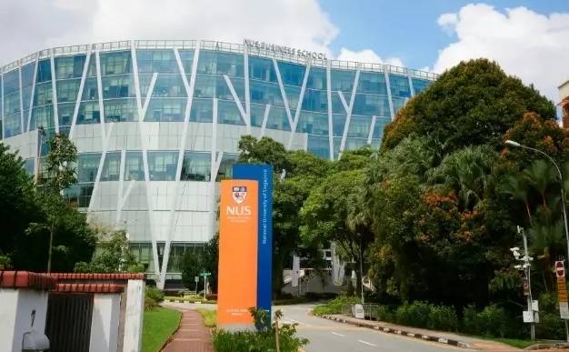 去新加坡留学需要多少钱，去新加坡留学一年要多少钱人民币